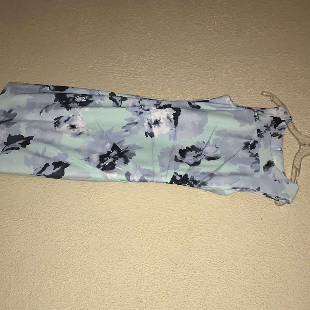 Flowers baby blue dress like new